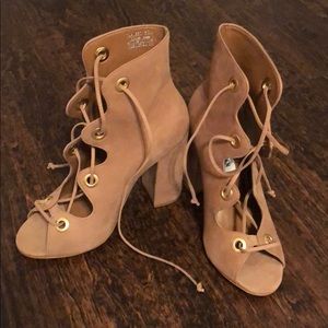 Steve Madden Carusso Booties